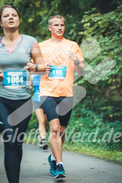 Hofmühlvolksfest-Halbmarathon Gloffer Werd