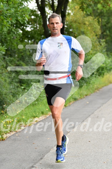 Hofmühl Volksfest-Halbmarathon Gloffer Werd